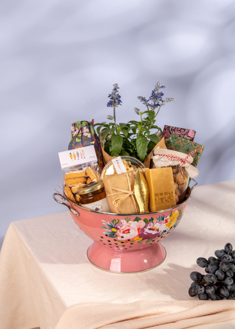 מתנה במסננת