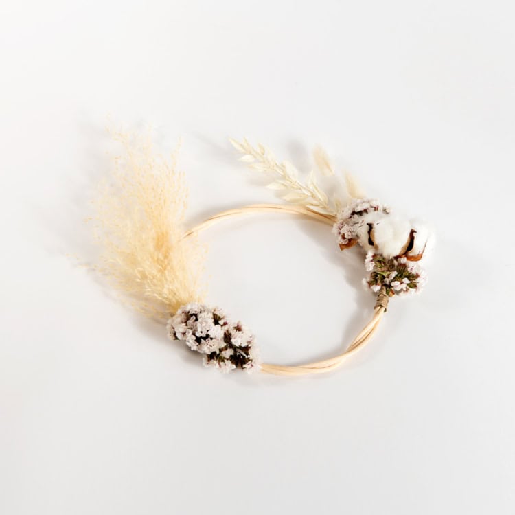 חישוק פרחים מיובשים לתלייה