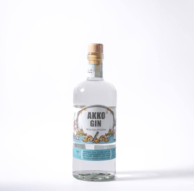 עכו ג׳ין | מזקקת יוליוס