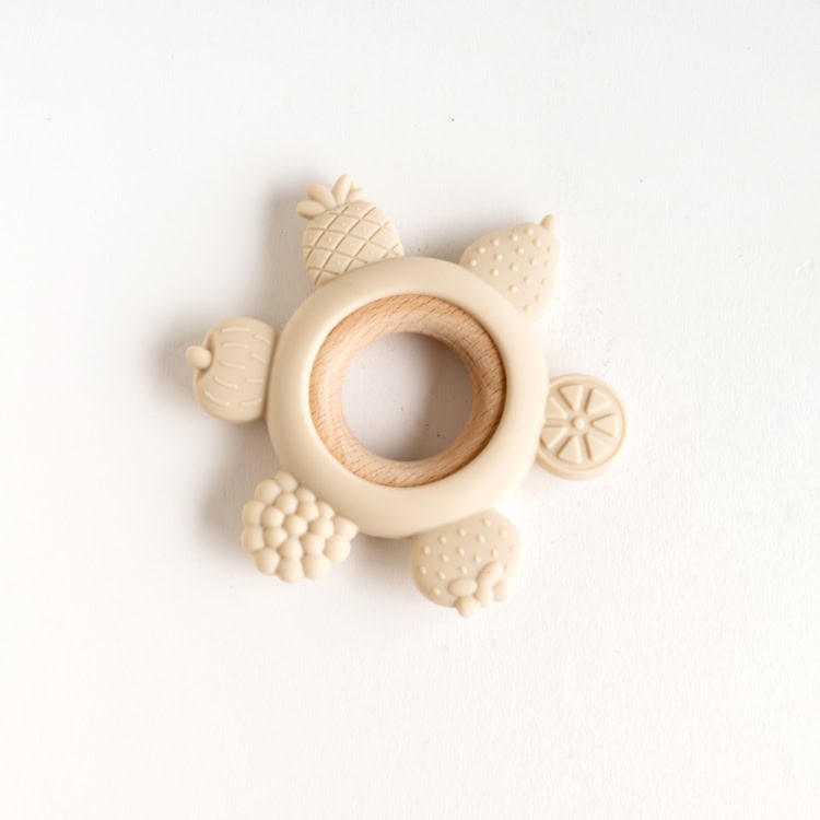 צעצוע לתינוק | נשכן פירות