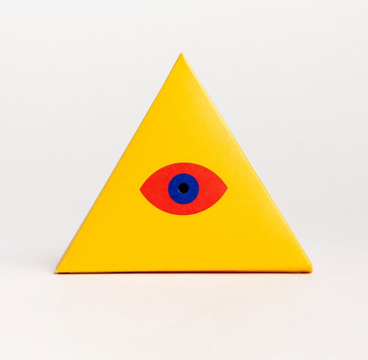 טבלת שוקולד פטל יוגורט וגרנולה | טל שפיגל