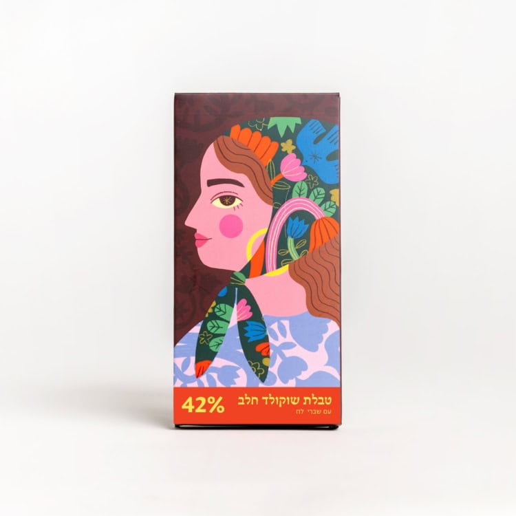 טבלת שוקולד חלב עם שברי לוז | כשר לפסח